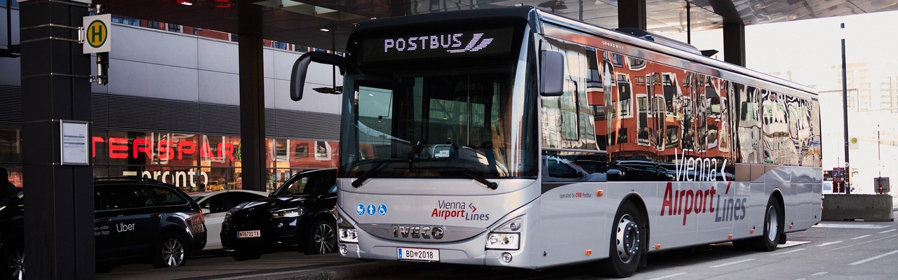 Bus der Vienna Airport Lines