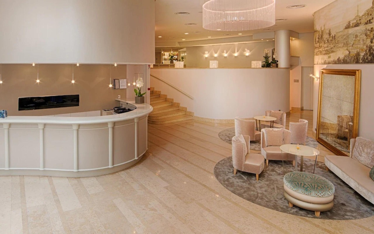 NH Genova Centro - Rail Tours