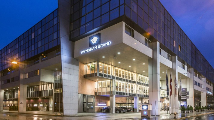 Außenansicht Wyndham Grand Salzburg Conference Centre