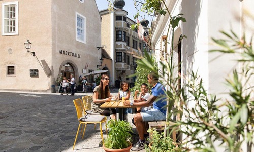 Familie, Altstadt, Sommer, Kinder, Markthalle