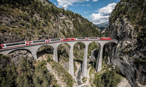 Glacier Express Landwasser Viadukt © Swiss Travel System, A. Badrutt Glacier Express Landwasser Viadukt