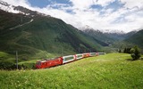 Glacier Express am Oberalppass