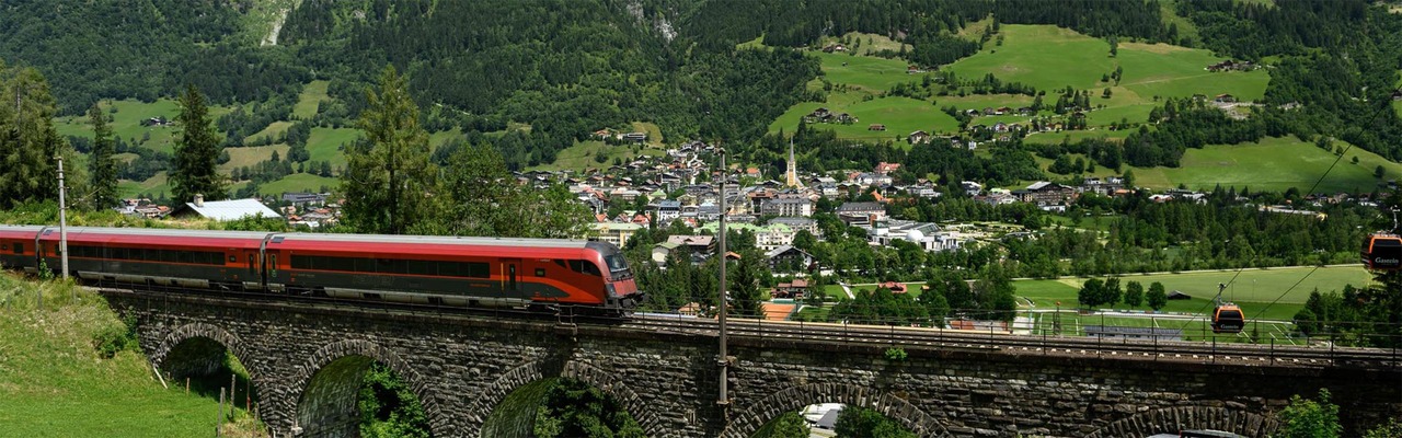 Railjet auf Tauernstrecke